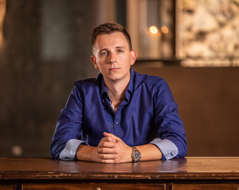 Moritz Hessel - Finanzexperte, Autor und Dozent für Finanzbildung